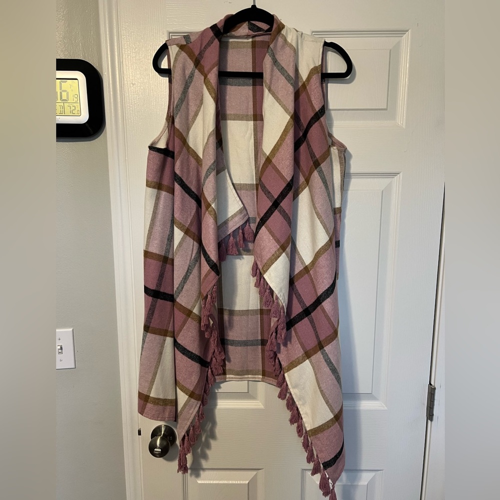 Plaid Mauve Vest with Tassels women’s Large